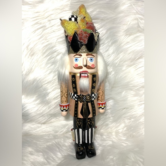 MacKenzie-Childs Della Robbia Sugared Nutcracker NEW WITH DEFECT - Picture 3 of 9